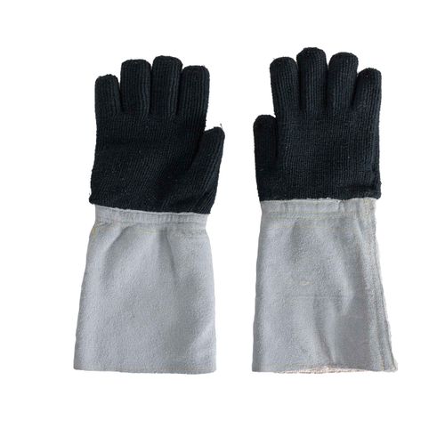 Luva Termica + Graf Aramida Punho Raspa 20cm 600°c Luvamac Lcgpcf20600 Preta